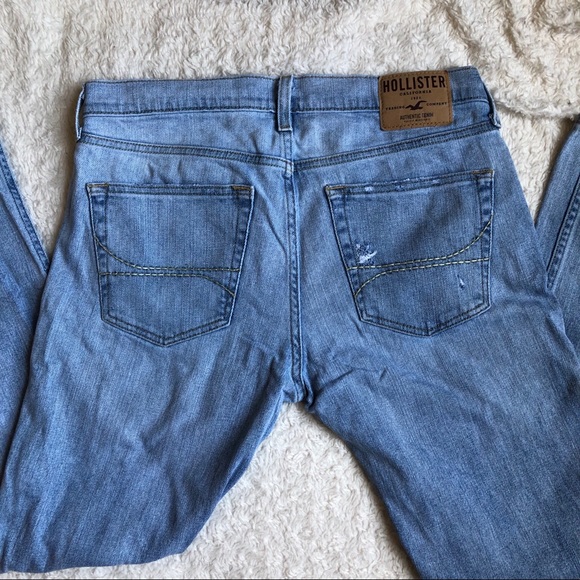 **SOLD** Hollister Slim Straight Distressed Jeans - Picture 5 of 7